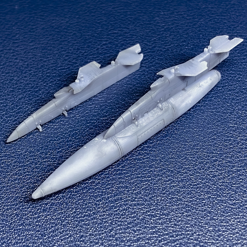 《7213》1/72 F-4EJ 301号機用トラベルポッド(ハセガワ/ファインモールド)