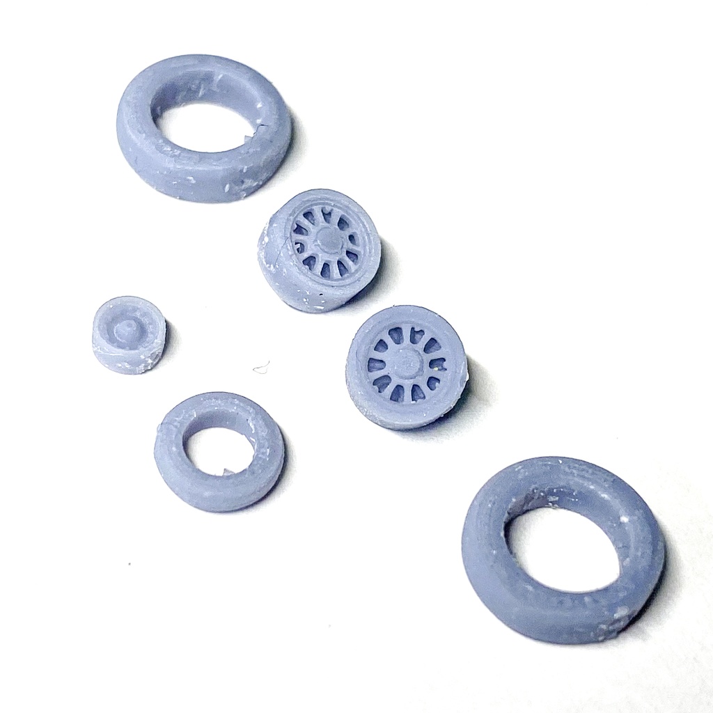 《7222》1/72 F-2 タイア+ホイール