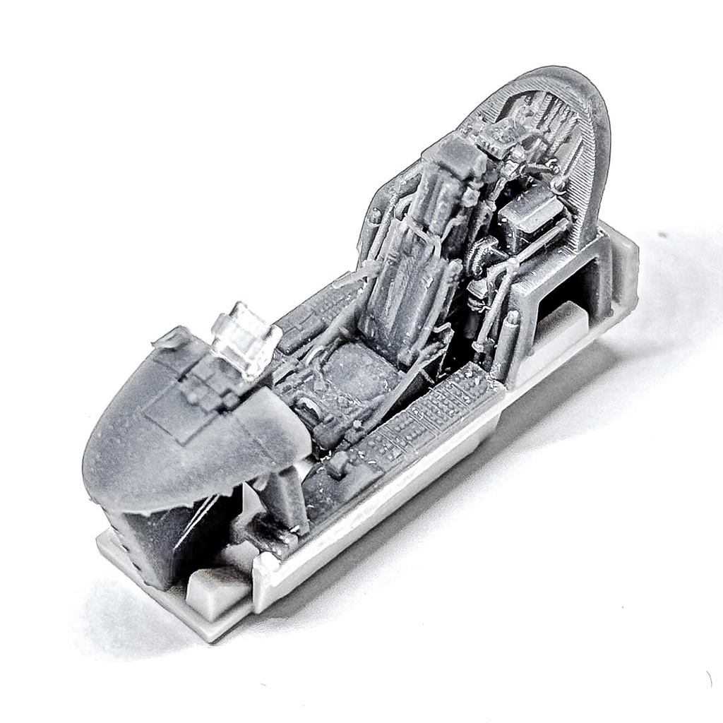 《7237》F-20コクピット(キャノピークローズ)