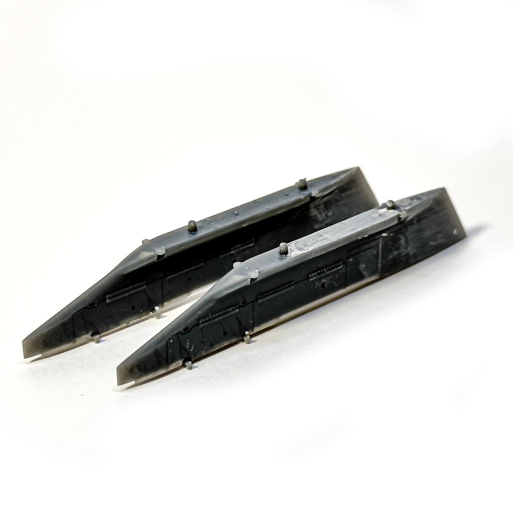 《4865》F-8クルセイダー ウイングパイロン