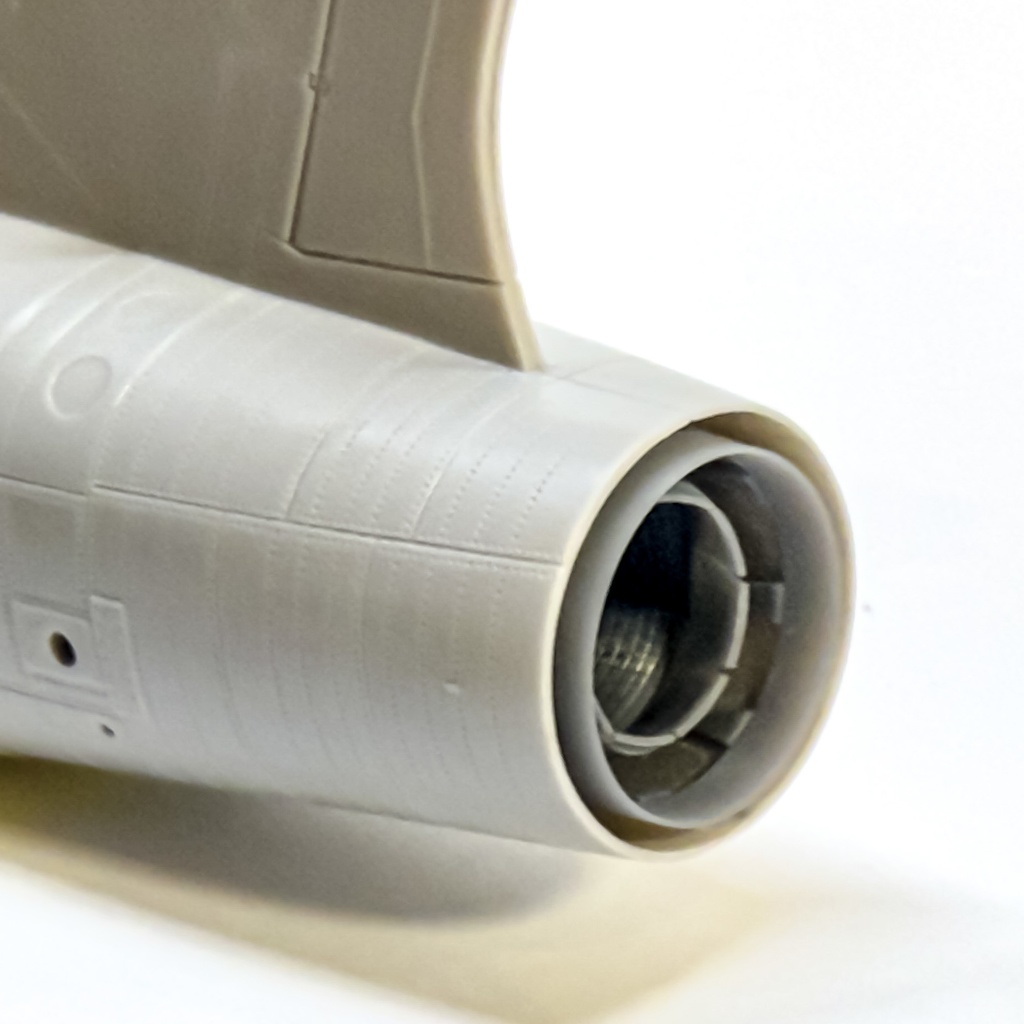 《4866》F-8エンジンノズル