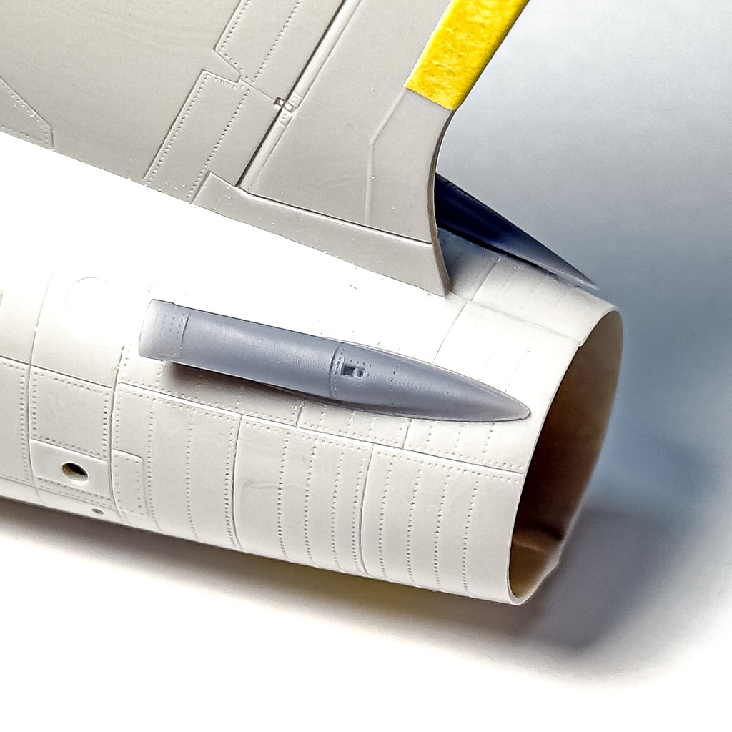 《4867》 F-8E/Jサブエアインテーク/AOAセンサー(2個セット