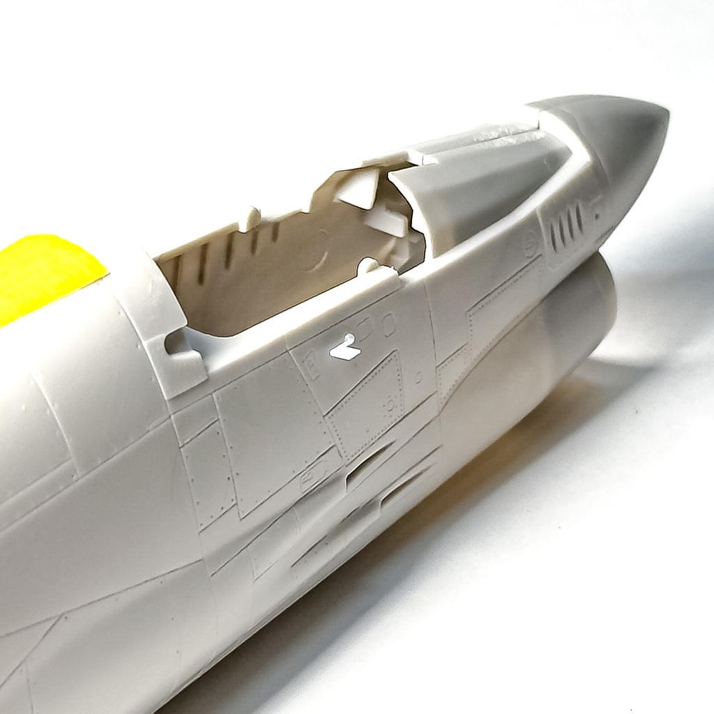 《4867》 F-8E/Jサブエアインテーク/AOAセンサー(2個セット