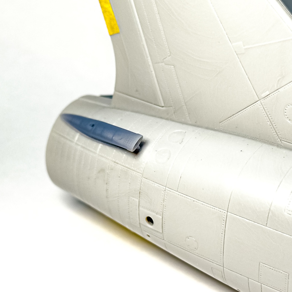 《4867》 F-8E/Jサブエアインテーク/AOAセンサー(2個セット