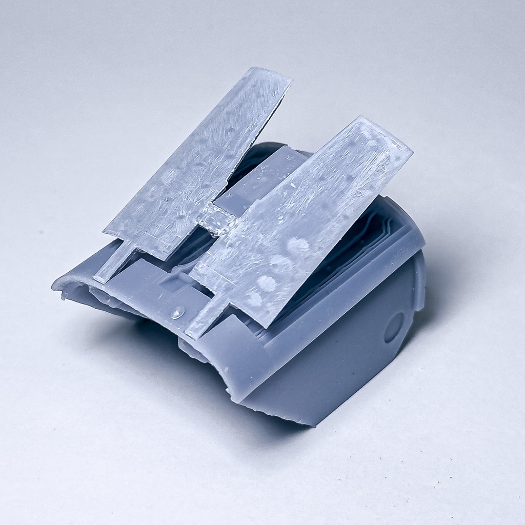 《4868》 F-8E/J スピードブレーキ