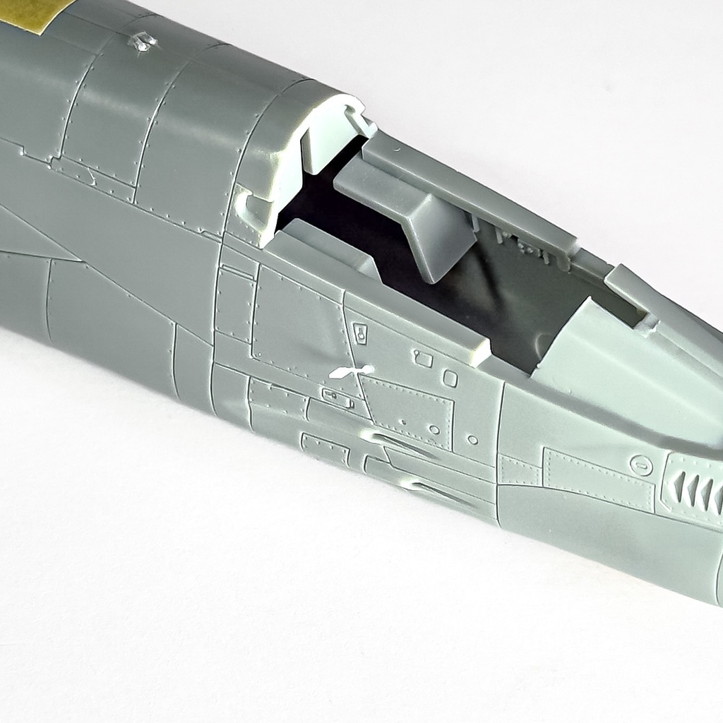 《7241》 F-8E/Jエンジンセット