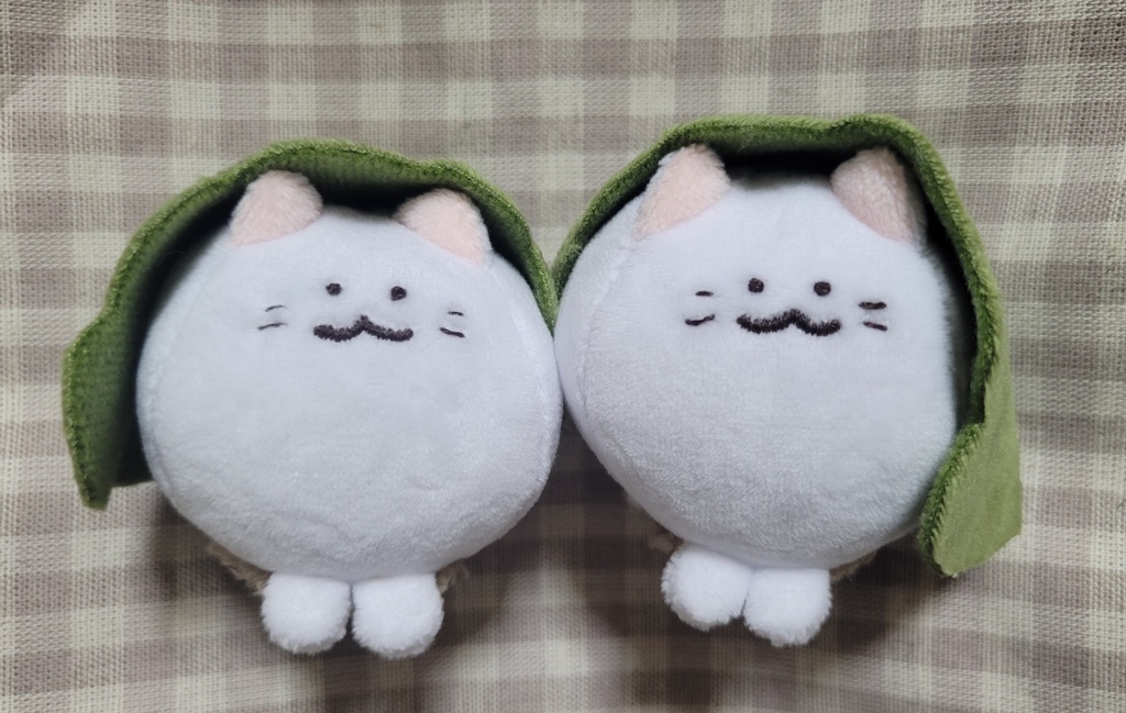 かしわもち(ねこ)のぬいぐるみ
