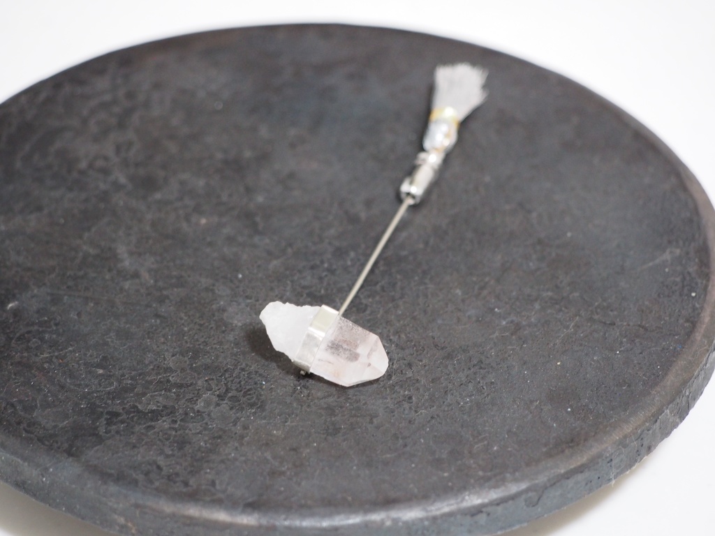 クリアクオーツ ストールピン