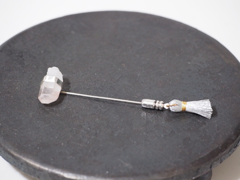 クリアクオーツ ストールピン