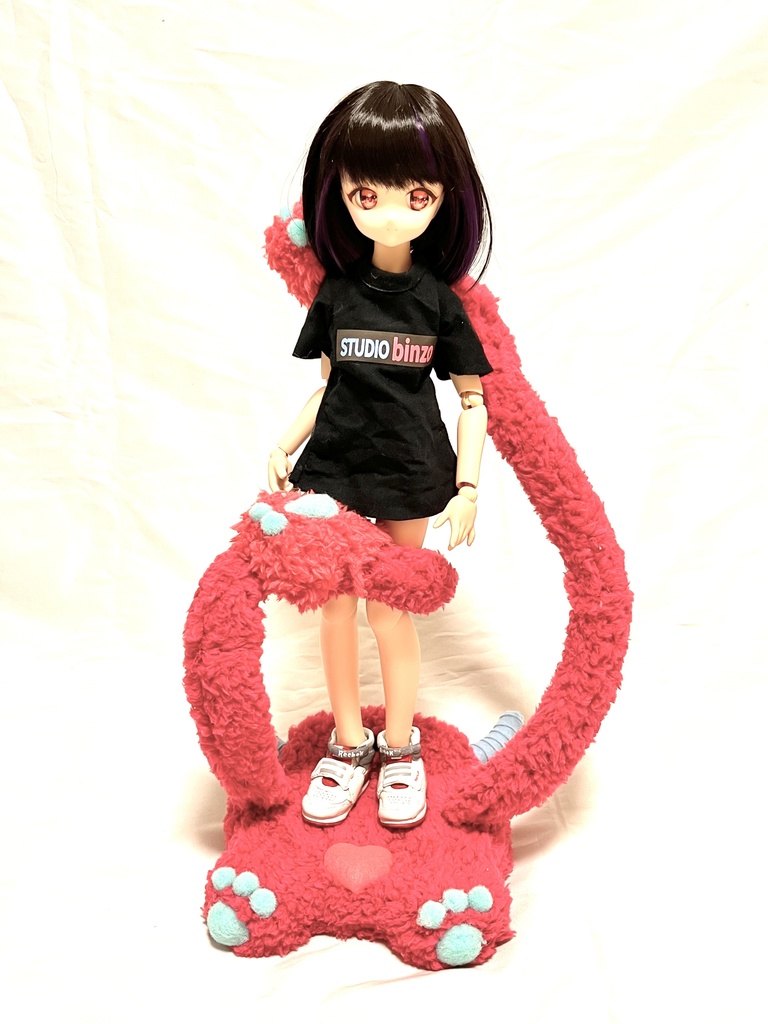 ドールスタンド もふもふマン タイプB マゼンタ