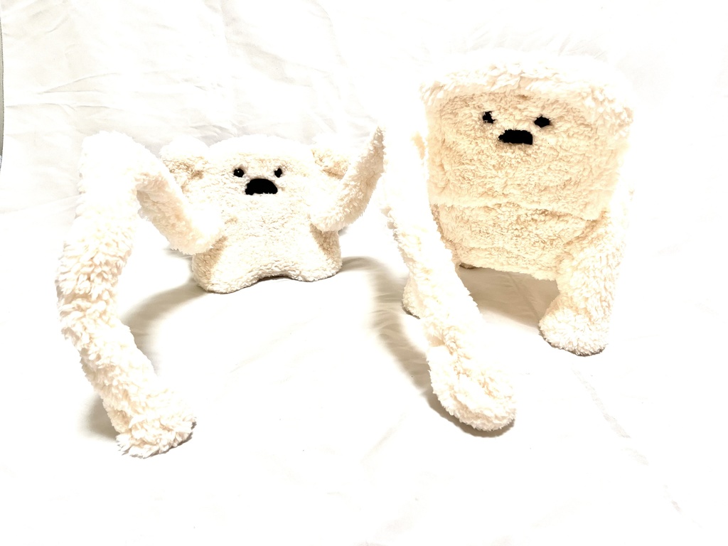 ドールスタンド&チェア もふもふマン変異種二体セット