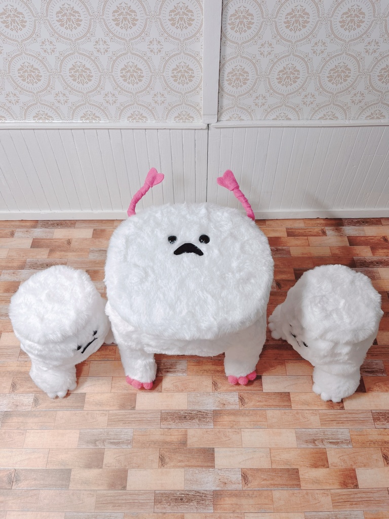 もふもふマンカフェテーブルセット ホワイト×ピンク