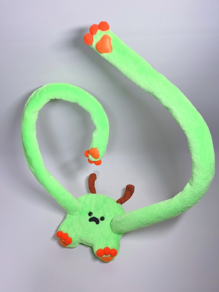 ドールスタンド もふもふマン イエローグリーン×オレンジ