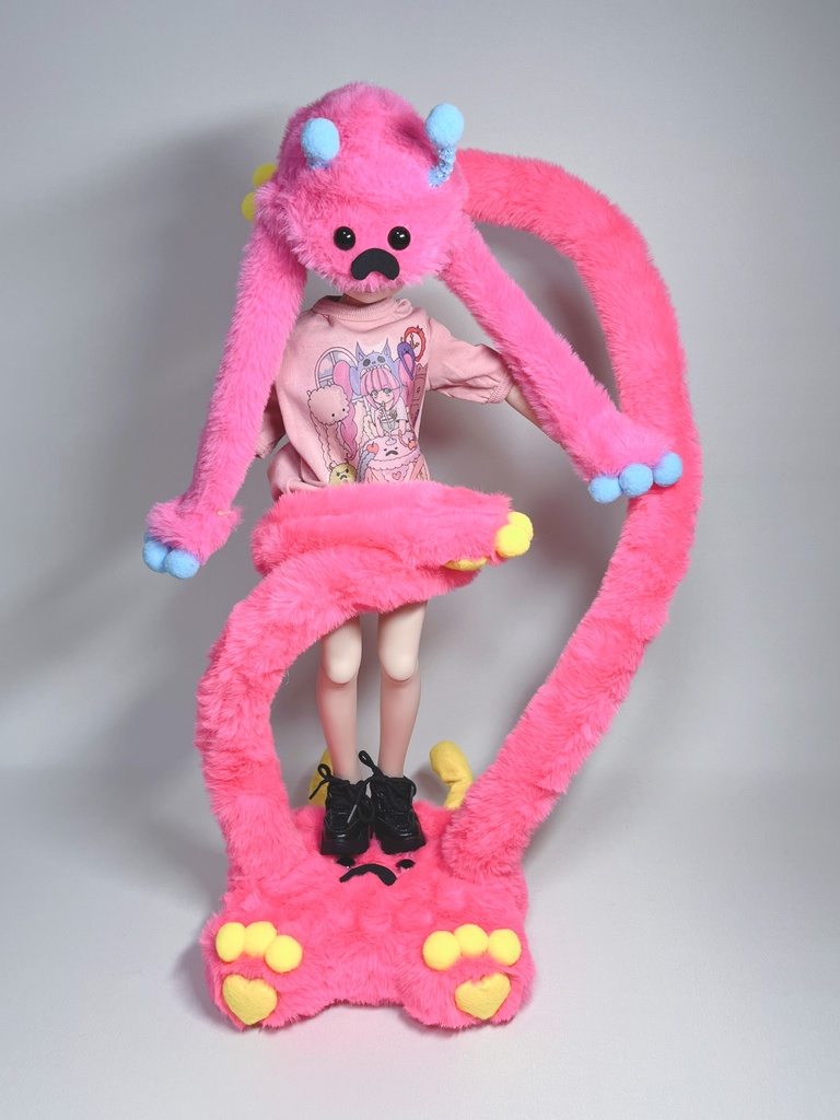 ドールスタンド もふもふマン ピンク×イエロー