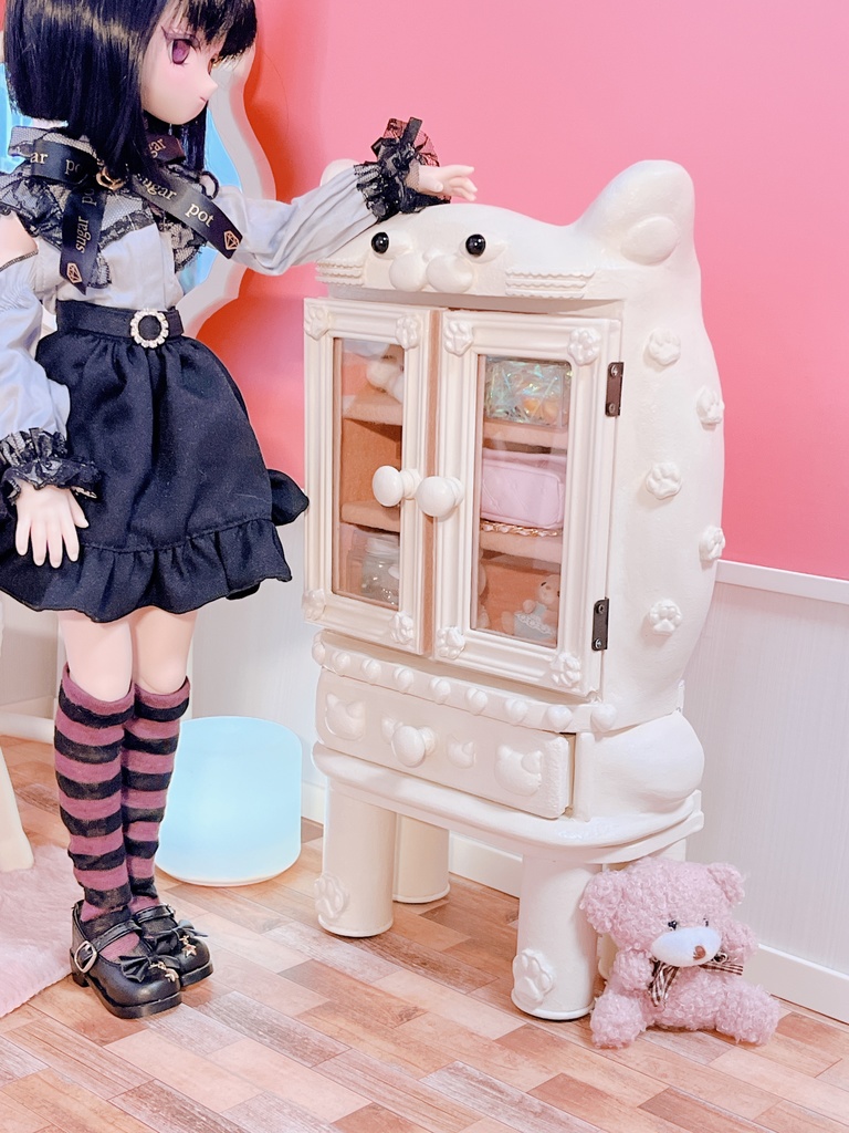 にゃんにゃんミニキャビネット