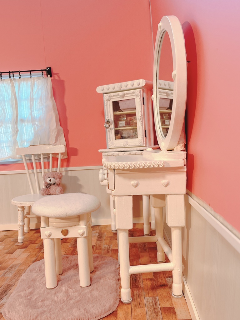 ワイドサイズホワイトミラードレッサー