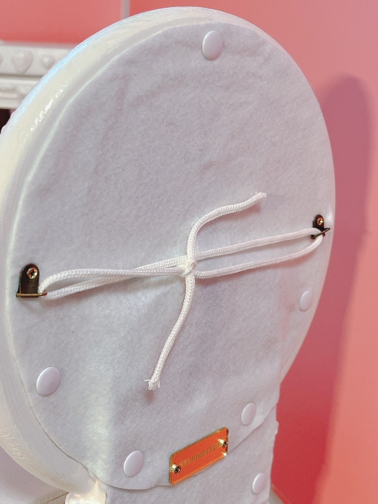 スリムホワイトミラードレッサー