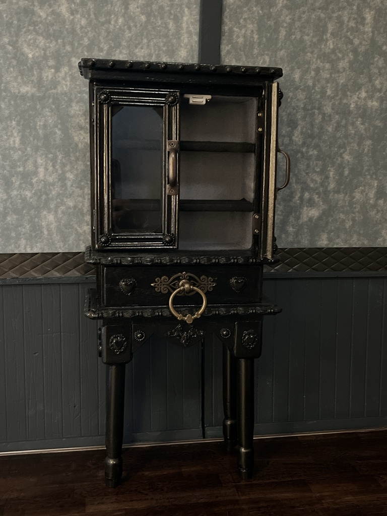 ヴィラン家具 ミニブラックキャビネット