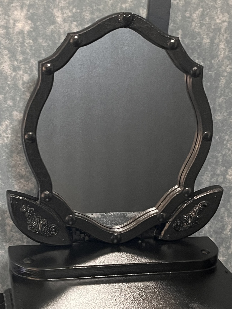 ヴィラン家具 ワイドブラックミラードレッサー