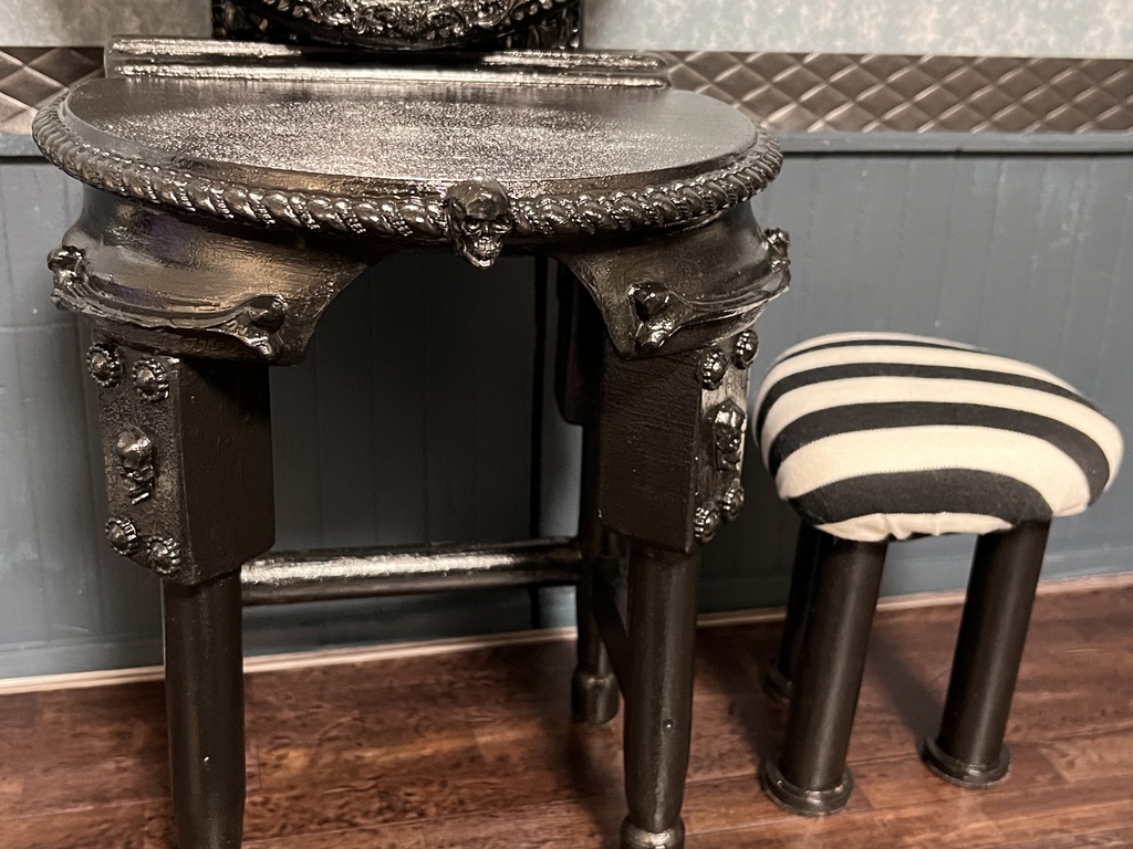 ヴィラン家具 ミニブラックミラードレッサー