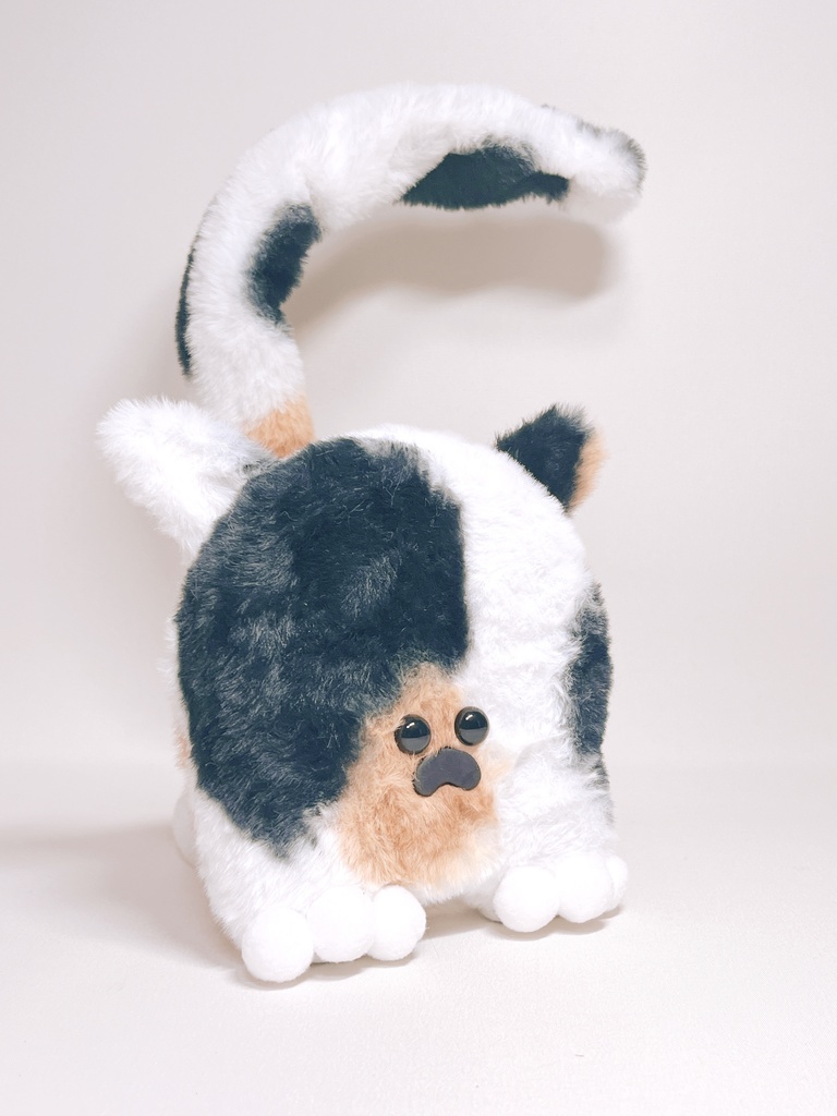 もふもふマン変異種 「もふもふニャン」 ミニ 三毛柄①