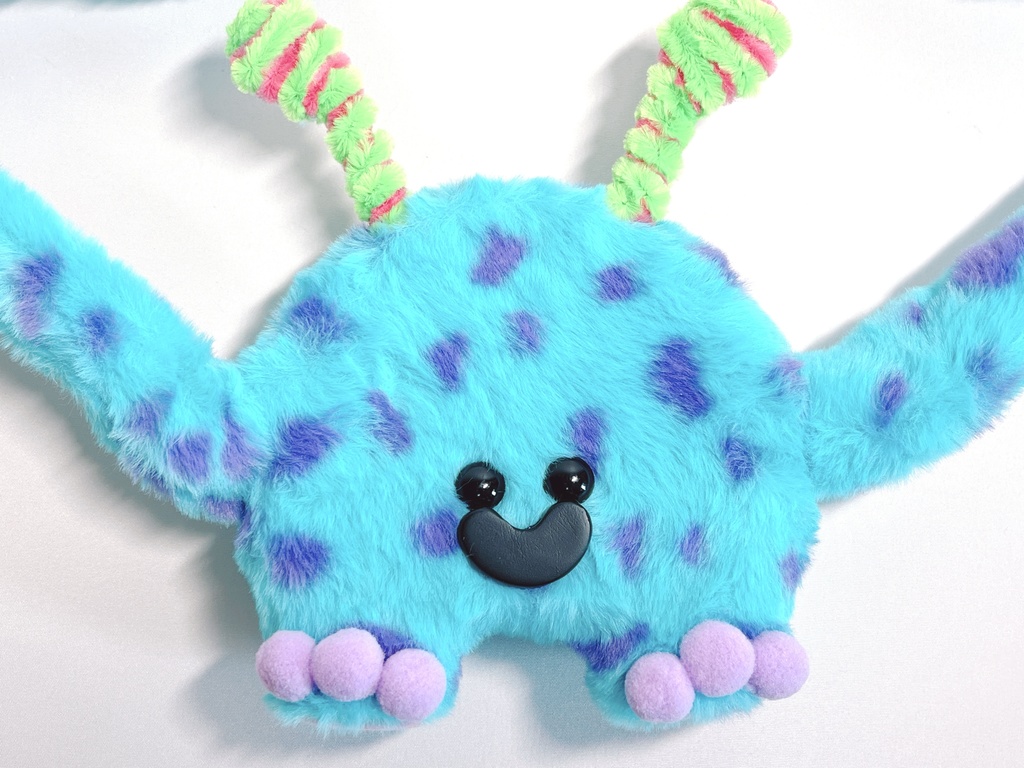 ドールスタンド もふもふマン2025年モデル モンスターブルー①