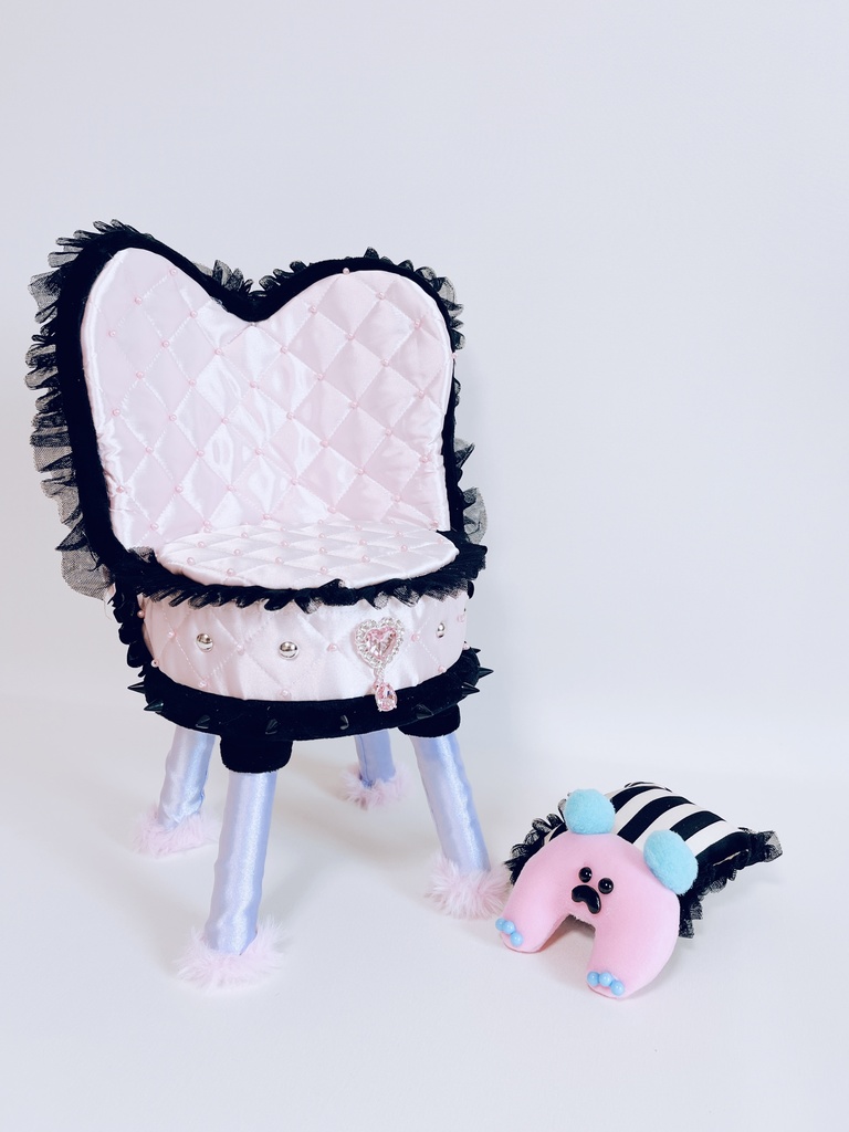 ドールサイズ椅子「Crazy Girl Bomb Chair」ピンク