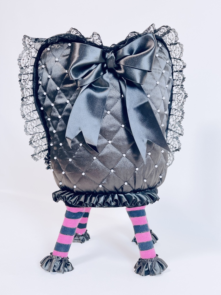 ドールサイズ椅子「Crazy Girl Bomb Chair」ブラック