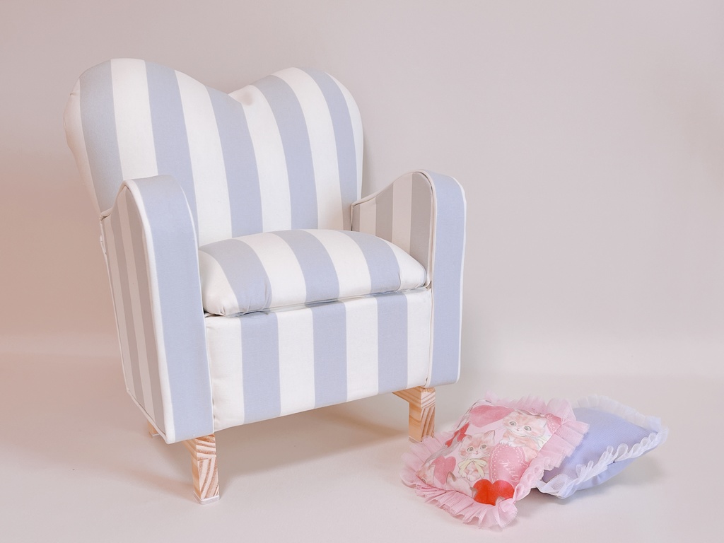 ドールサイズ ストライプ柄ミドルソファ ブルー×ホワイト