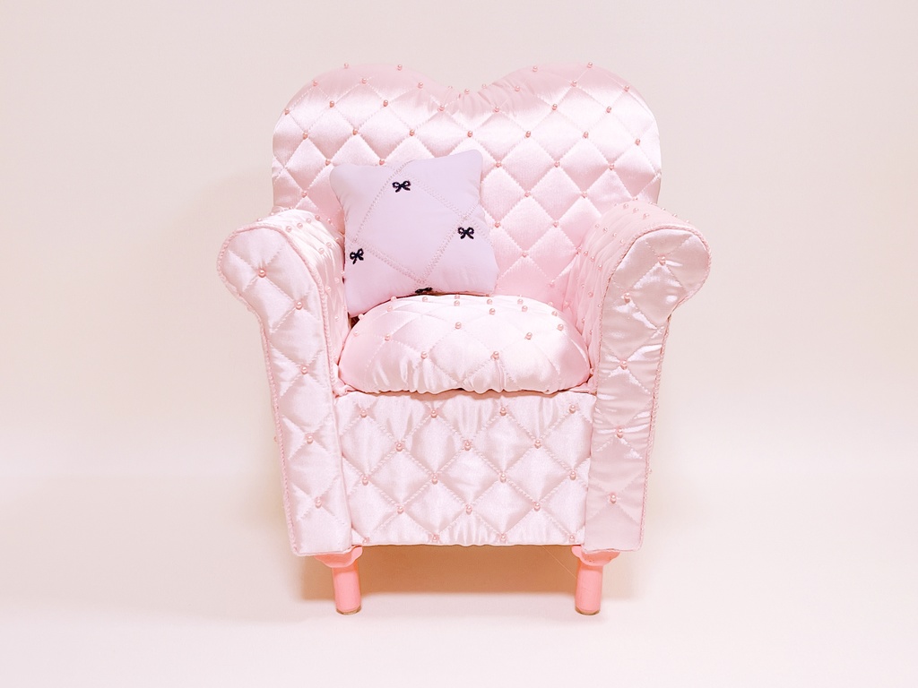 ドールサイズ サテンパールキルト シングルソファ ピンク