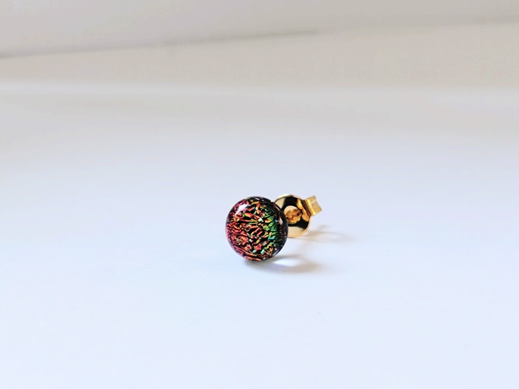 鱗ピアス 1