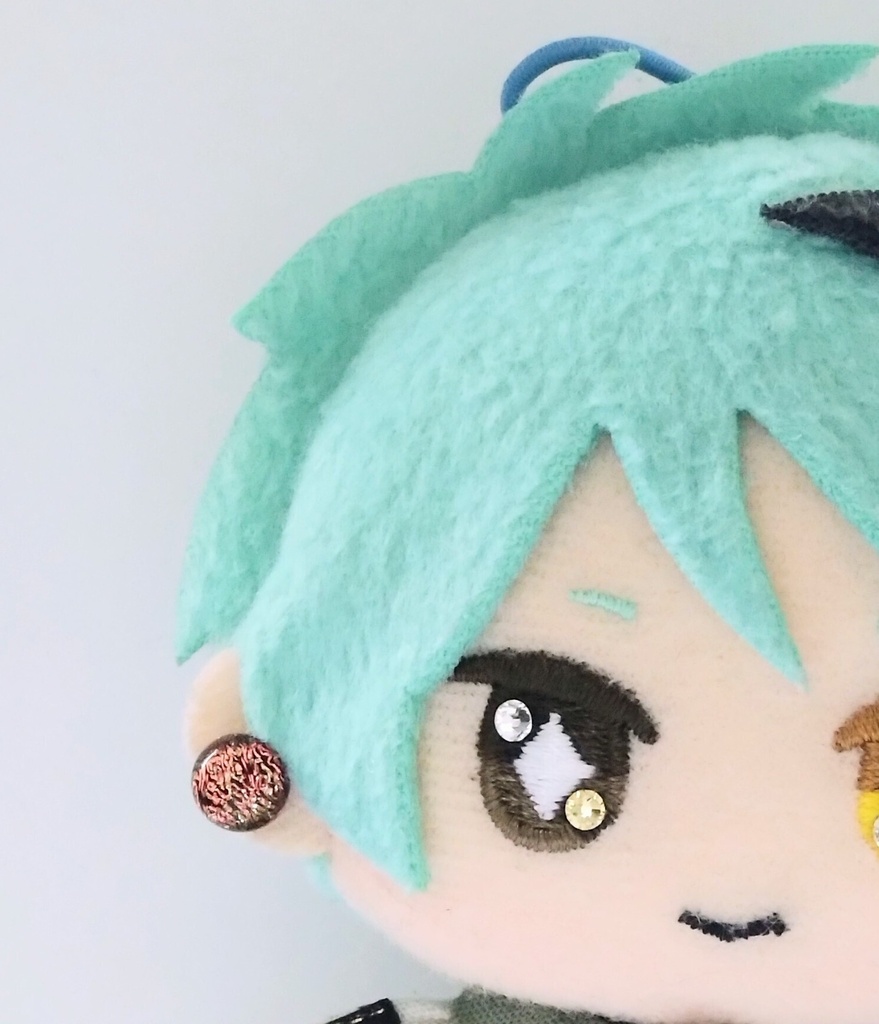 鱗ピアス 1