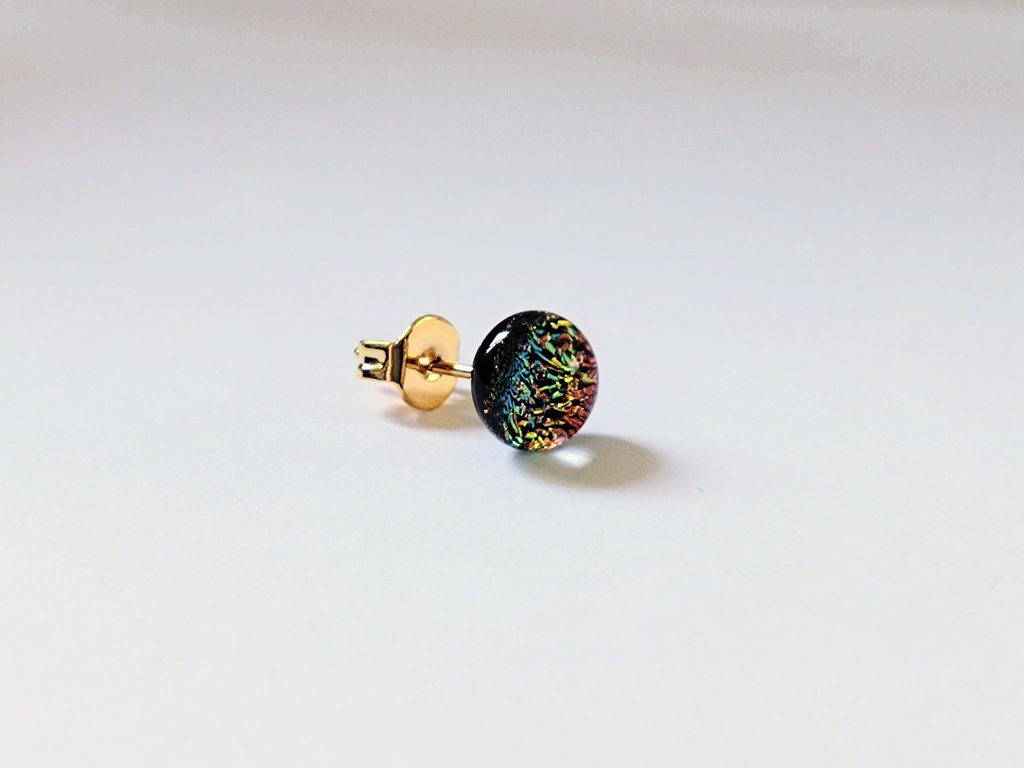 鱗ピアス 1