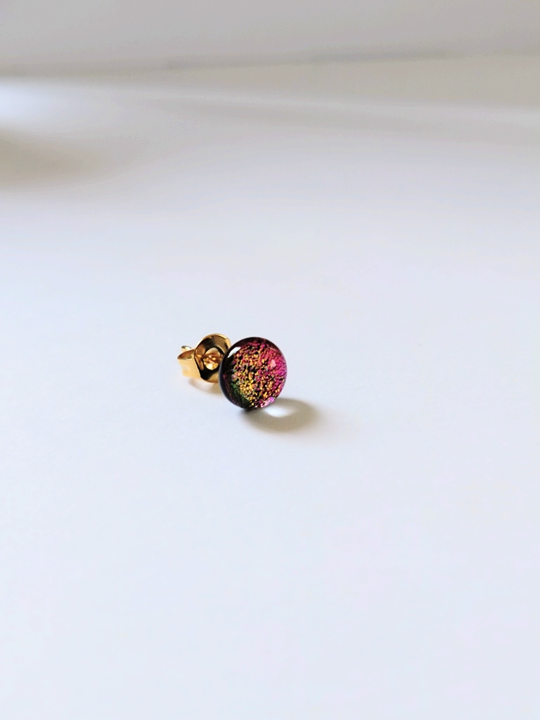 鱗ピアス 2