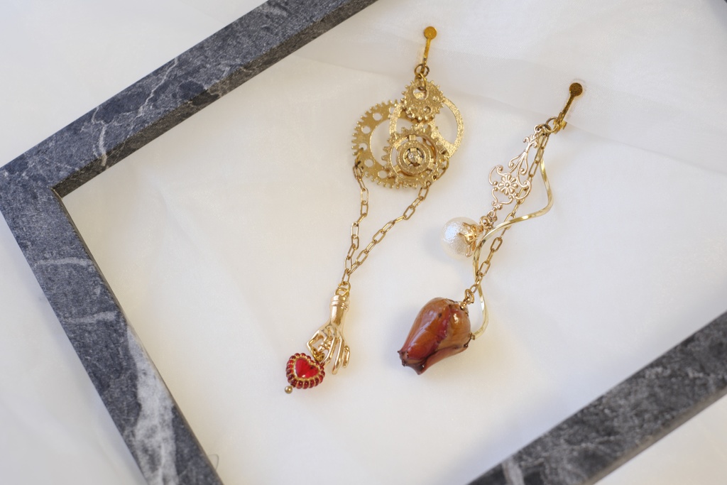 「 Valkyrie 」 イメージ ピアス・イヤリング