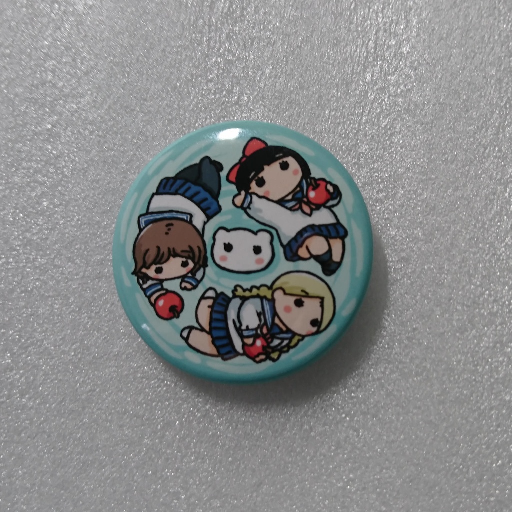 回転りんご缶バッジ