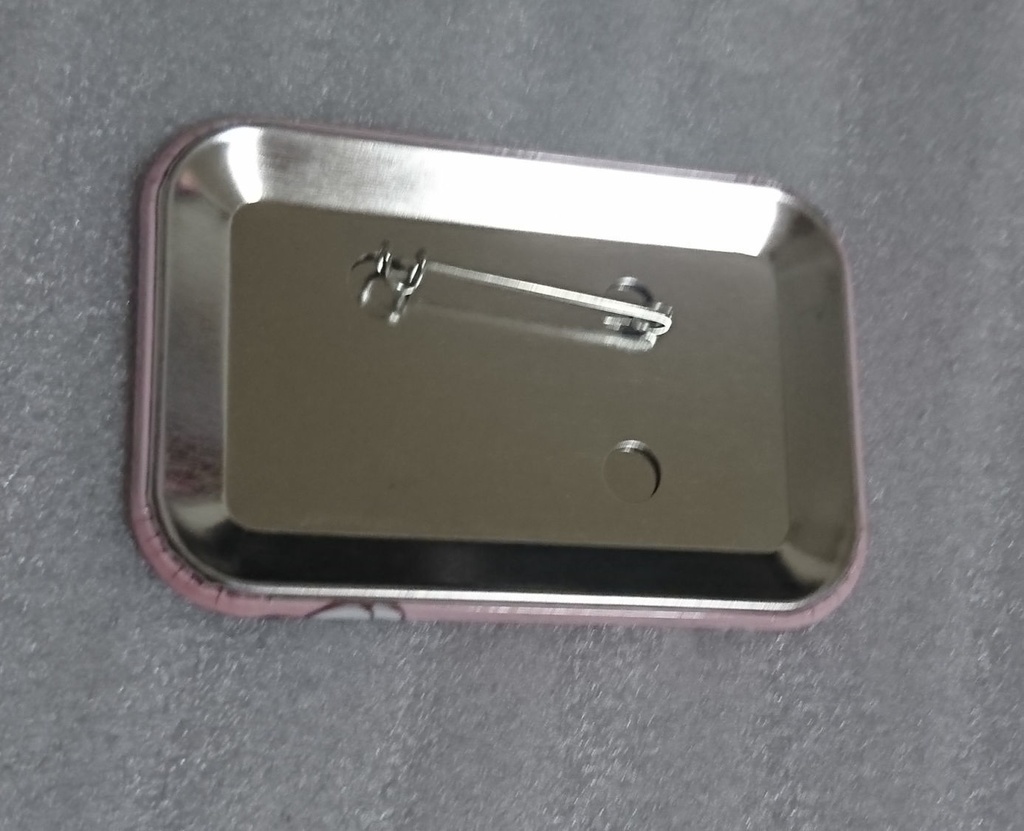 ういきき「体育座り」缶バッジ