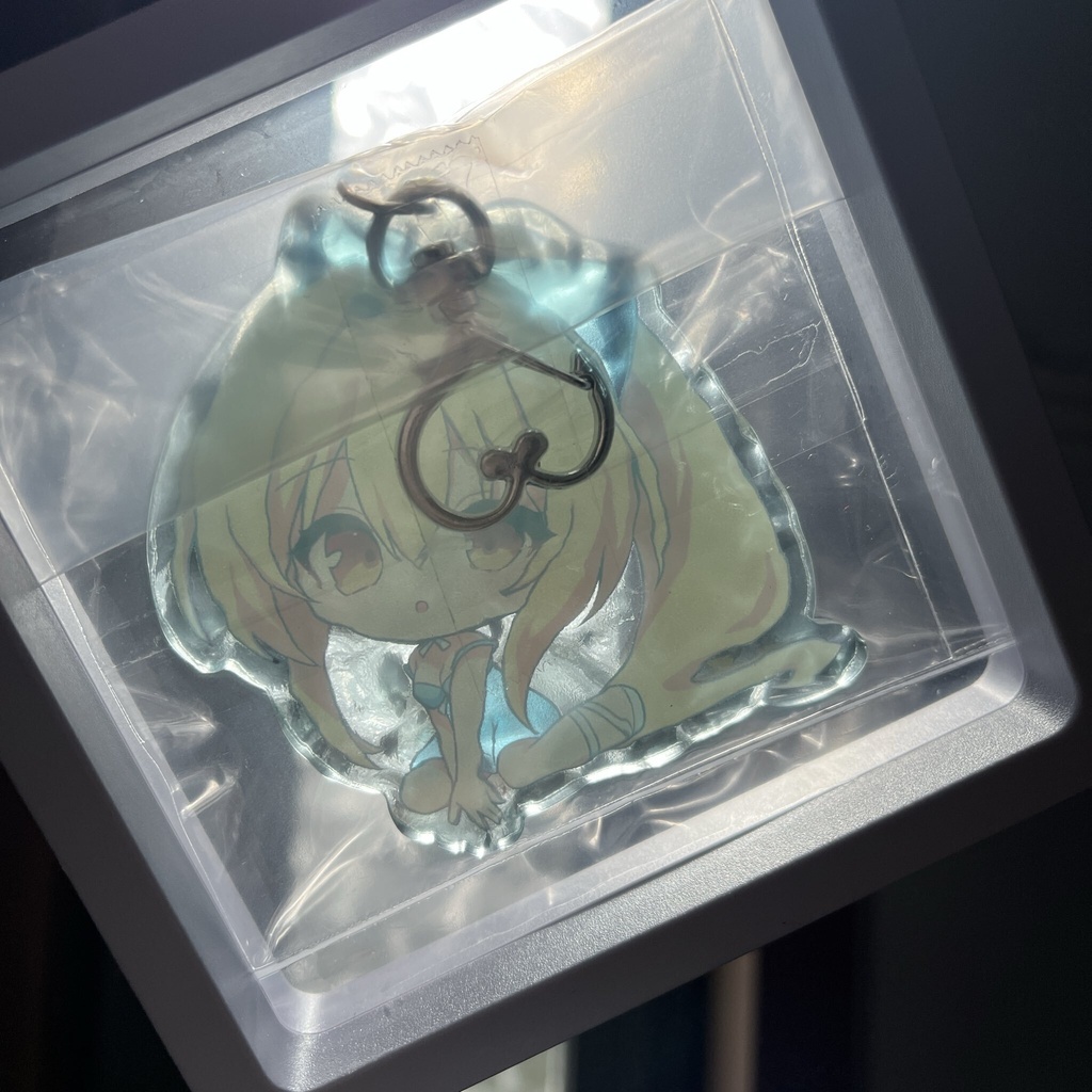 水面アクリルキーホルダー