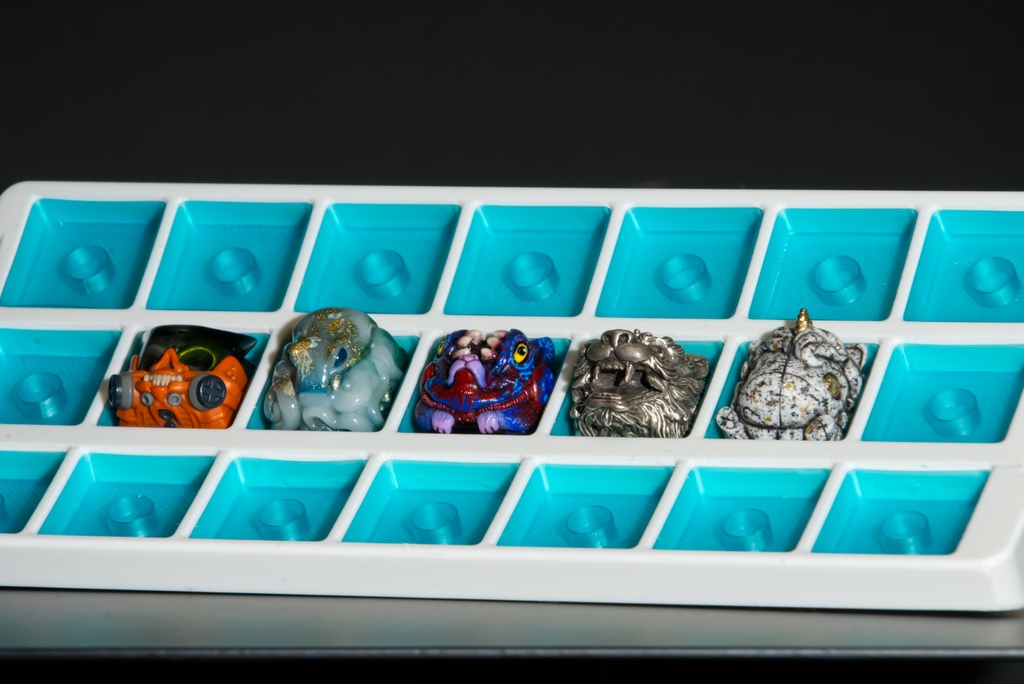 artisan keycap tray(white × teal.Ver)