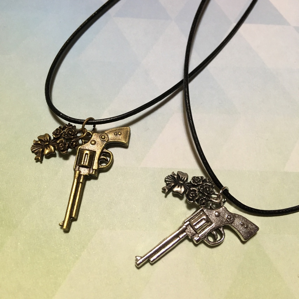 🍌🐠拳銃と花束のチョーカー