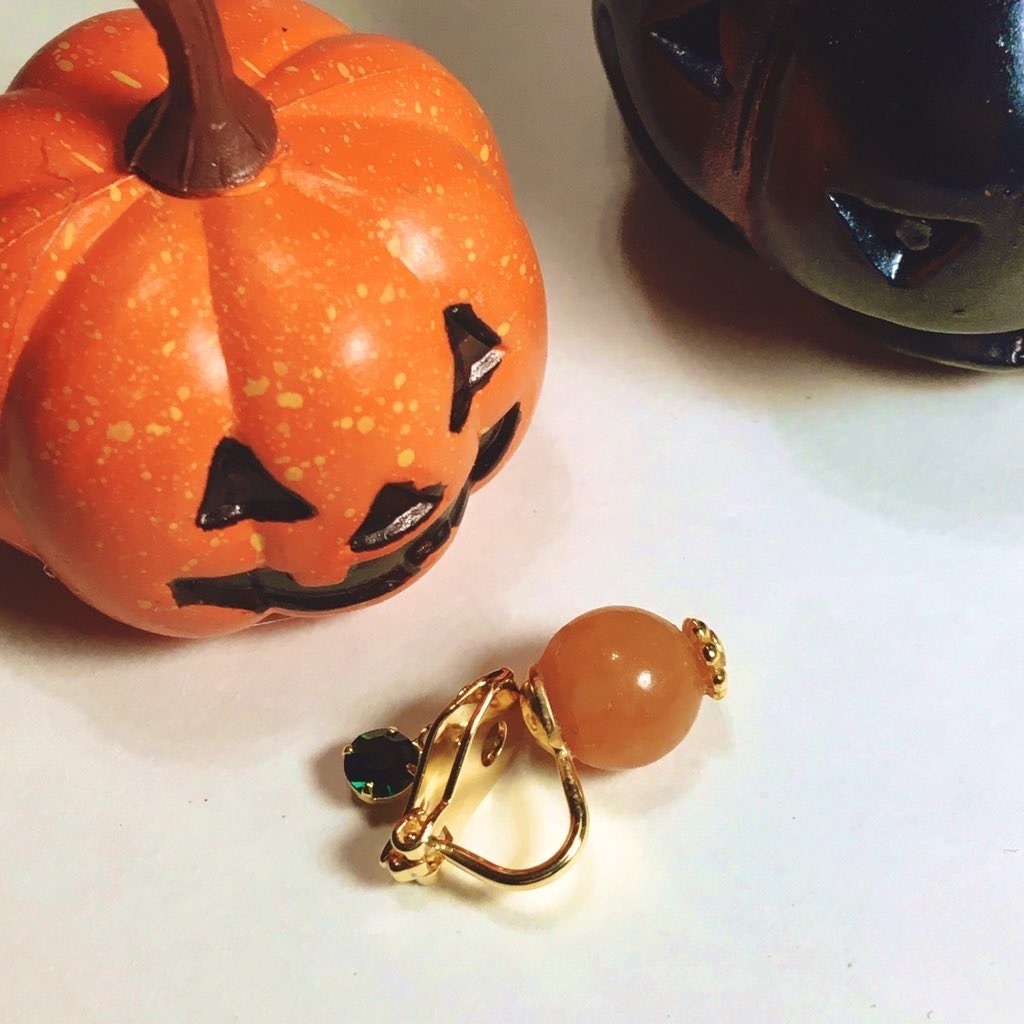 【All Hallows' Eve】オレンジアベンチュリンのイヤリング(ピアスにも変更可能)