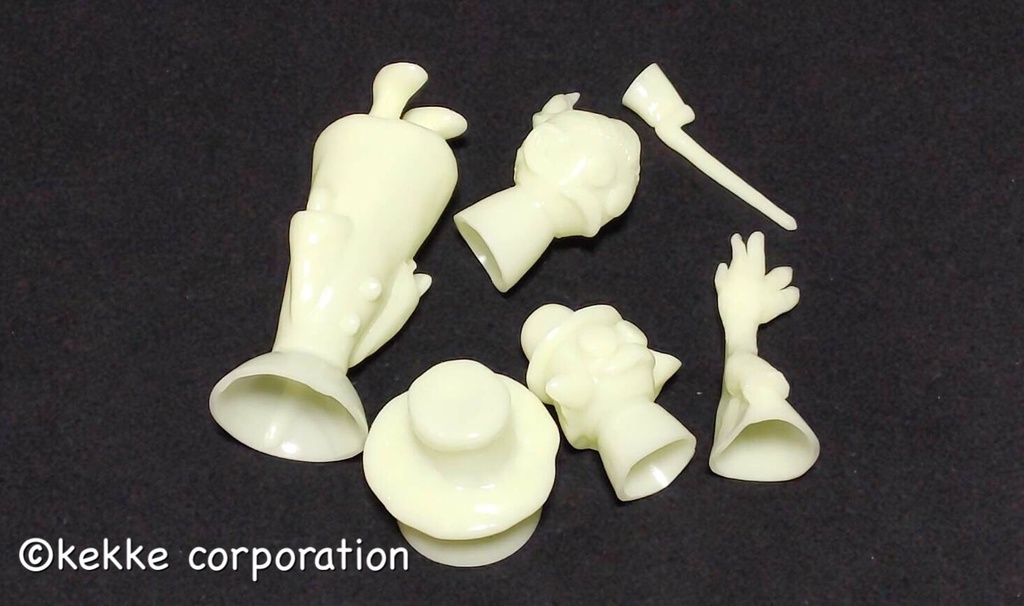 「Okitsu3ソフビ」Glows in the Dark ver.組み立てキット