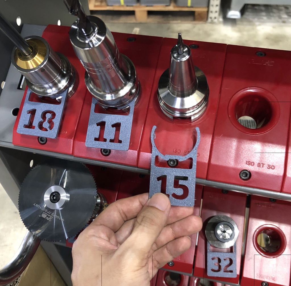 BT-30用 ツールNo管理タグ 1~100 保管スタンド付き３Dデータ