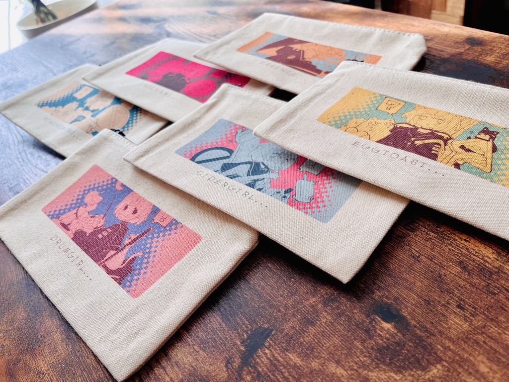 essence キャンバスポーチ