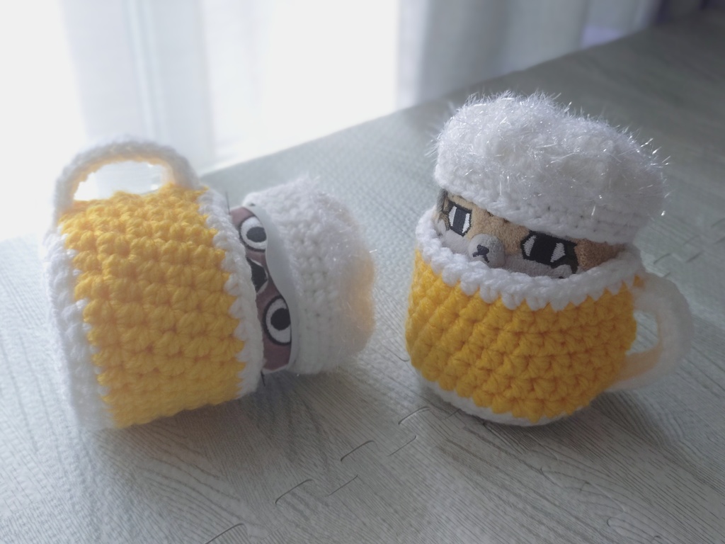 ビールに溺れる着ぐるみ