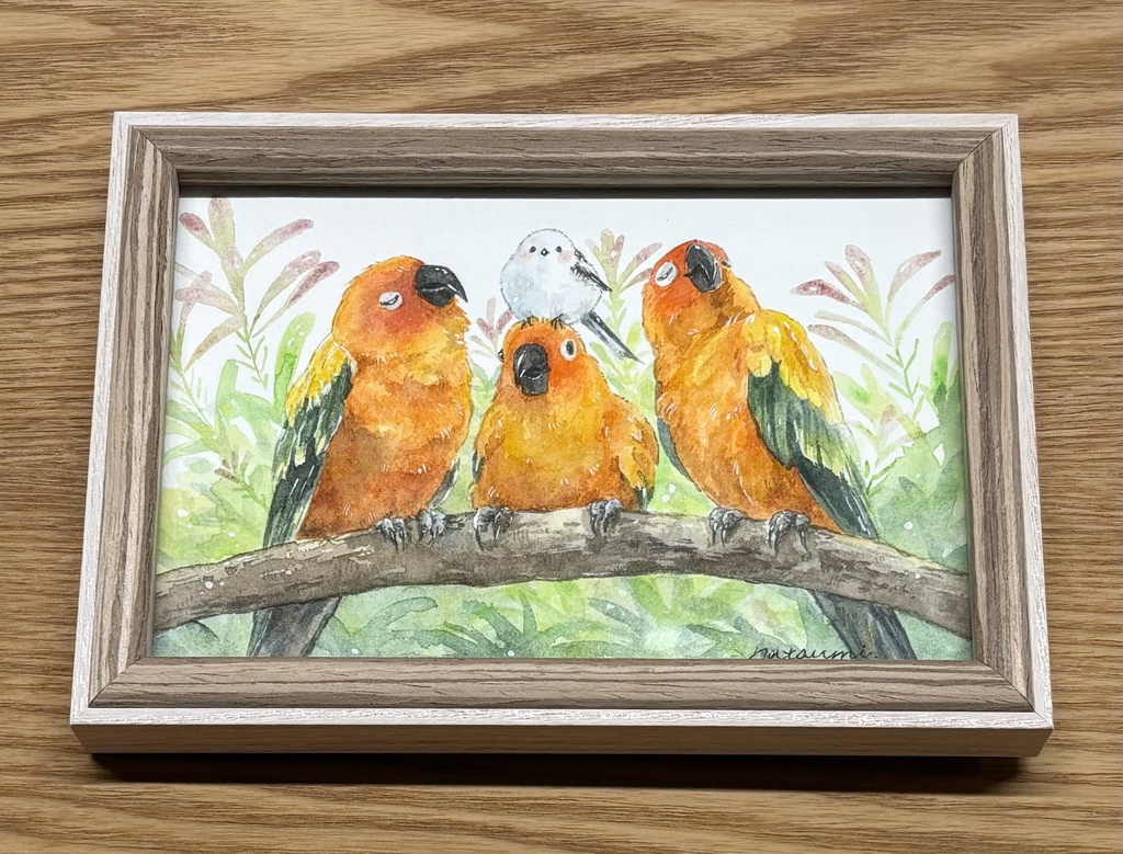 コガネメキシコインコとシマエナガ