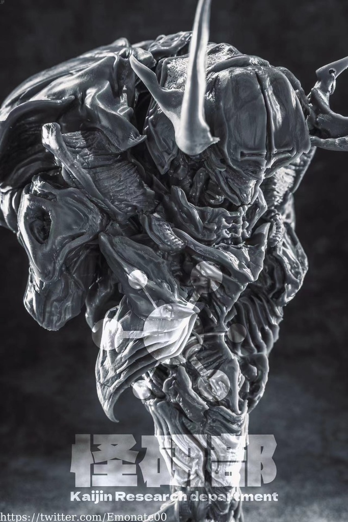 LUCANIDAE SUPPLICANT 1/4 RESIN KIT (完売)