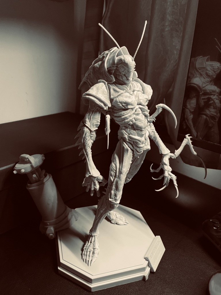 NEWBORN LOCUSTS 1/6 RESIN KIT (完売)