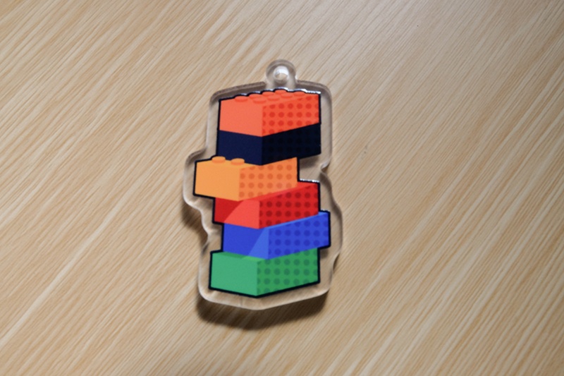 思い出は□の中 アクリルキーホルダー