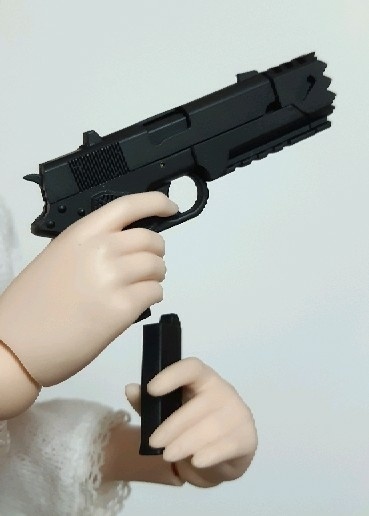 DD用ハンドガン『デトニクス.45(スパイクプレート装着タイプ)』